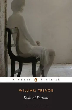 William Trevor Fools of Fortune обложка книги