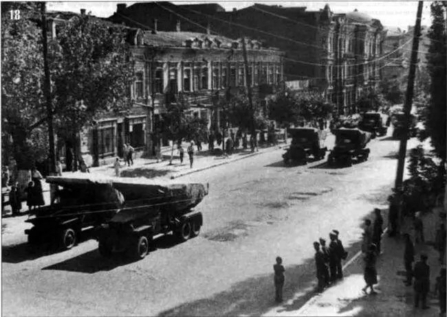18 Колонна БМ1316 на шасси Studebaker US6 из состава 4го гвардейского - фото 46