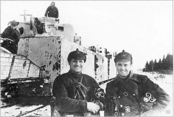 85 Бронепоезд 16 в районе Выборга Март 1940 года На переднем плане - фото 112