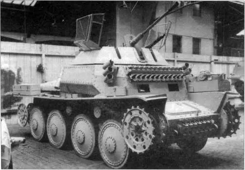 Прототип танка SdKfz1401 в заводском цеху фирмы ВММ 1944 год - фото 61