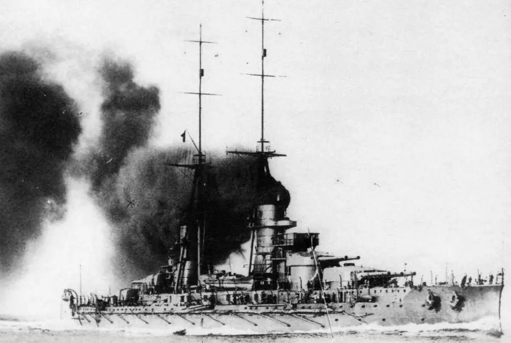 Джулио Чезаре после вступления в строй 1914 г Джулио Чезаре во время - фото 50