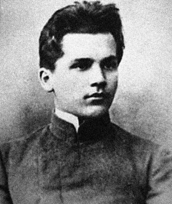 Михаил Зенкевич 1910е гг Владимир Нарбут 1913 г Николай Гумилев 1912 - фото 37