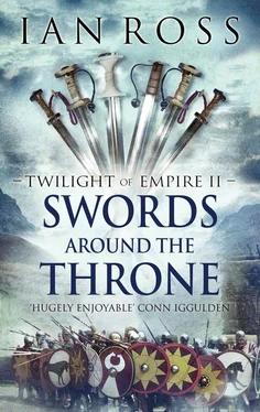 Ian Ross Swords Around the Throne обложка книги