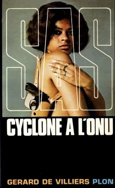 Gérard de Villiers Cyclone à l'O.N.U. обложка книги