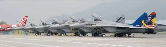 Истребители МиГ29М на LIMA 13 март 2013 г На переднем плане борт М4303 - фото 31