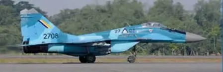 Один из 12 самолетов МиГ29 поставленных в Мьянму в рамках контракта 2001 г - фото 32