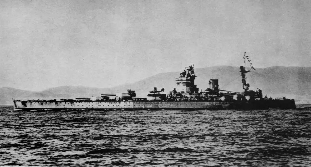 Родней в 1941 фото вверху и его надстройка в 1942 г Линейный корабль - фото 68