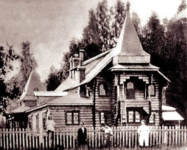 Малый хутор Дом Квашниных Построен в 1908 г Архитектор Н А Квашнин - фото 19