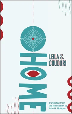 Leila Chudori Home обложка книги