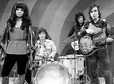 Shocking Blue Группа же Troggs сокращение от слова Троглодиты уточнила - фото 146