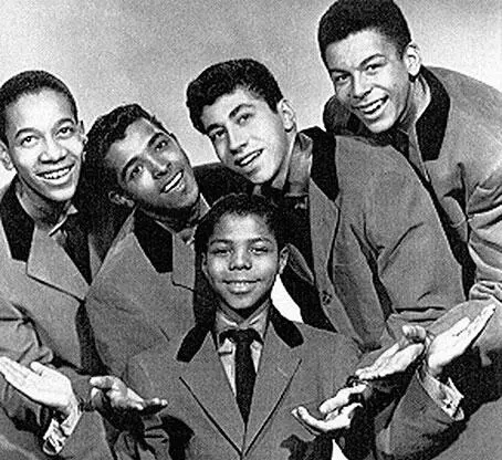 Frankie Lymon and Teenagers Именно эти песни просачиваясь через океан создали - фото 404