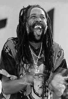 Big Youth Примером тому творчество Эдди Гранта обосновавшегося на Барбадосе - фото 566