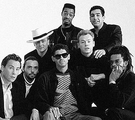UB 40 Банни Уэйлер Другой видный представитель современного реггей Бини Ман - фото 571