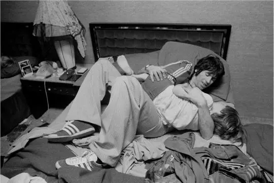 Я с Марлоном на гастролях в 1975м Документальный фильм запечатлевший - фото 21