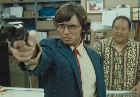 Смертоносно Марк Чепмен в исполнении Джонаса Бола в фильме Убийство Джона - фото 260