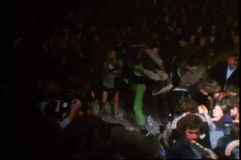 Пассаро вонзает нож в спину Хантера Примерно через год после Альтамонта во всём - фото 172