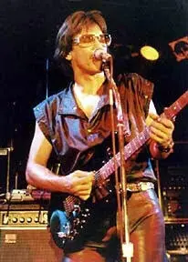 Кэй незамедлительно вовлёк своих адвокатов в некие правовые маневрирования - фото 225