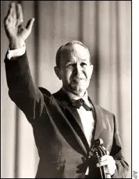 Последний концерт Спейда Кули В ответ на заявление жены Спейд Кули жестоко - фото 137