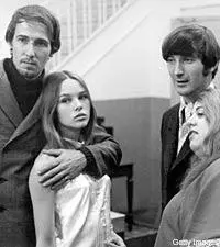 The Mamas and the Papas В течение месяца после прибытия в ЛосАнджелес группа - фото 199
