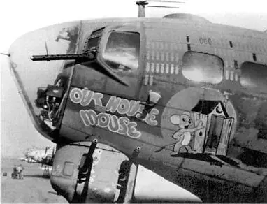 B17 Outhouse mouse SN 4231636 был одним из первых летающих крепостей - фото 73