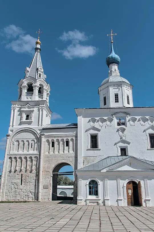 Храм Рождества Богородицы XVIII в и остатки палат Андрея Боголюбского XII в - фото 25