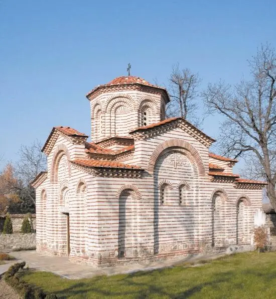 Реконструированная церковь св Георгия ок 1000 г восстановлена в 1880 г - фото 86