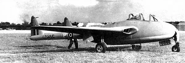 Первый опытный образец DH100 LZ548G во время испытаний 1943 г Первый - фото 8