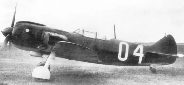 Ла5 сн 39210104 оснащенный мотором М82ФН во время испытаний в НИИ ВВС в - фото 47