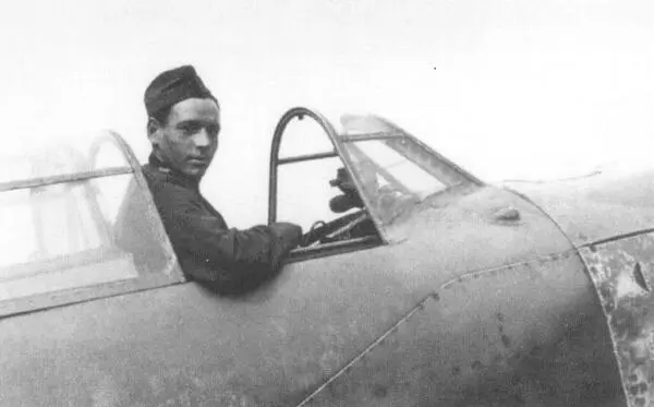 В июле 1943 года ВВС обсудили с представителями авиационной промышленности - фото 53