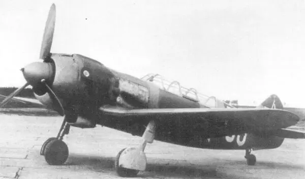 Один из первых серийных Ла5УТИ с мотором М82Ф во время войсковых испытаний - фото 65