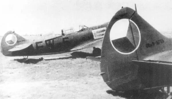 Ла5УТИ на заднем плане чехословацких ВВС имевший инвентарное обозначение - фото 67