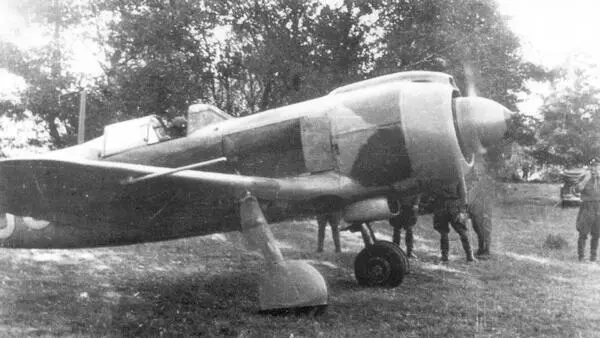 Основная часть чехословацкого полка прибыла на аэродром Зольпа 17 сентября 1944 - фото 98