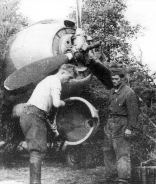 Предполетное обслуживание Ла5ФН сн 39291869 самолет подпоручика Л - фото 105