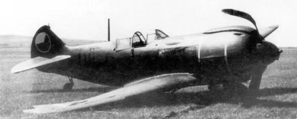 Потерпевший аварию Ла5ФН сн 39213479 ранее проходивший ремонт в Куновице - фото 114