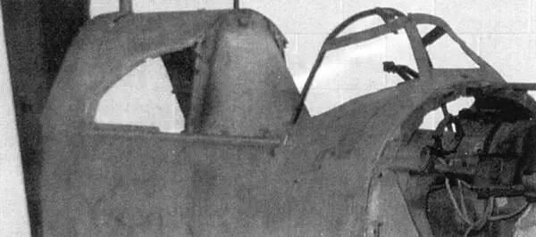 Справа вверху 1 Внешний каркас фонаря 2 Резиновая прокладка 3 Карк - фото 144