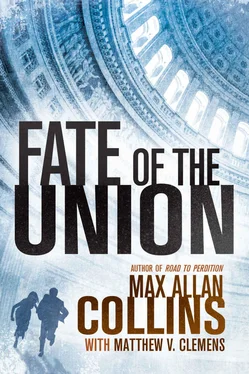 Max Collins Fate of the Union обложка книги