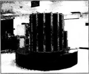 Суперкомпьютер Сгау1 В 1978 году Cray Research объявляет о решении создать - фото 60
