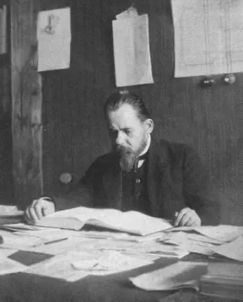 Лукьян Михайлович Солоневич в редакции Белорусской жизни 1910е гг Юлия - фото 7