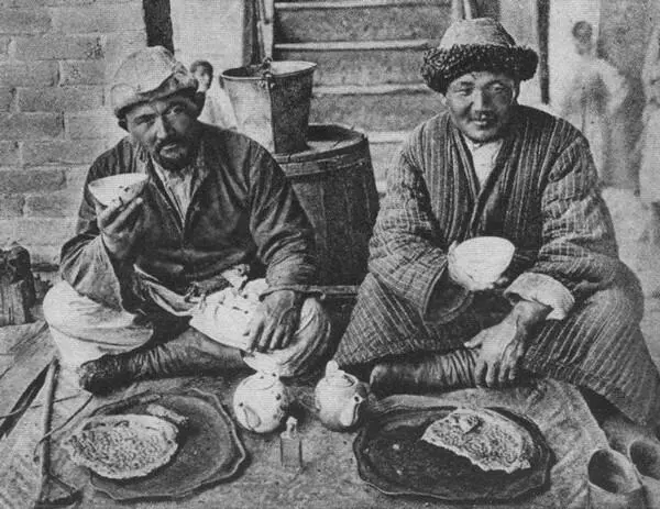 Открытка на память о поездке в Киргизию в 1931 году Иван накануне побега 1932 - фото 20
