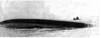 Линейный корабль Франс в 1921 г вверху и на отмели в бухте Киберон в 1922 - фото 62