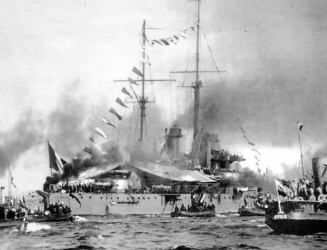 Линейный корабль Франс входит на Большой Кронштадтский рейд 1914 г - фото 72