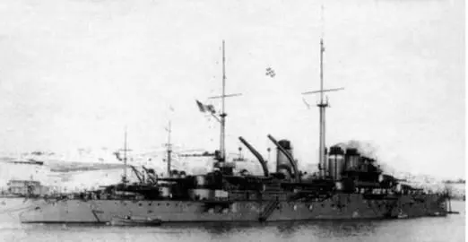 Линейный корабль Жан Бар в Бизерте 16 августа 1916 г вверху и в 1919 г у - фото 86