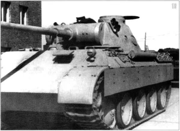 18 Танк Пантера собранный на заводе фирмы Henschel Май 1943 года - фото 19