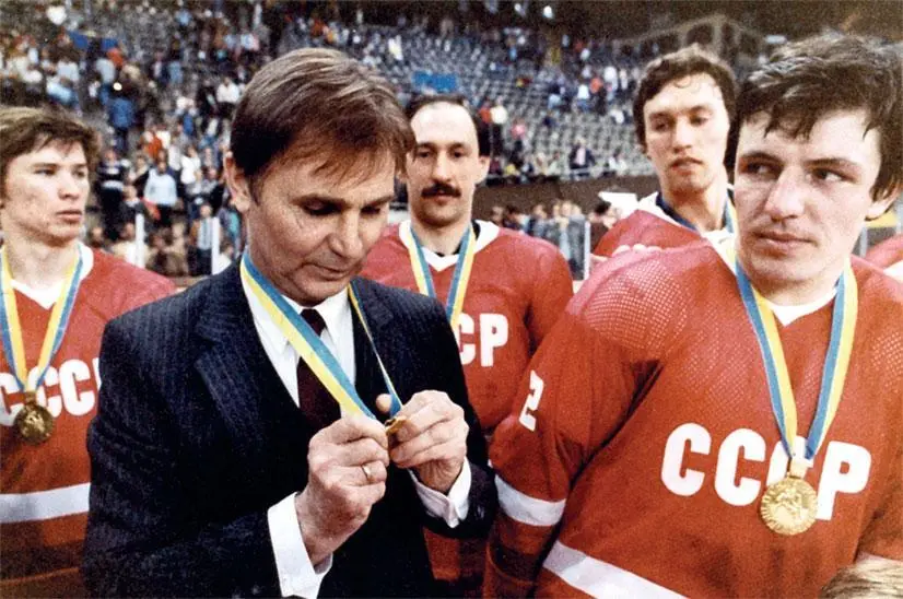 Награждение на чемпионате мира 1983 года в Германии Сборная СССР перед - фото 74