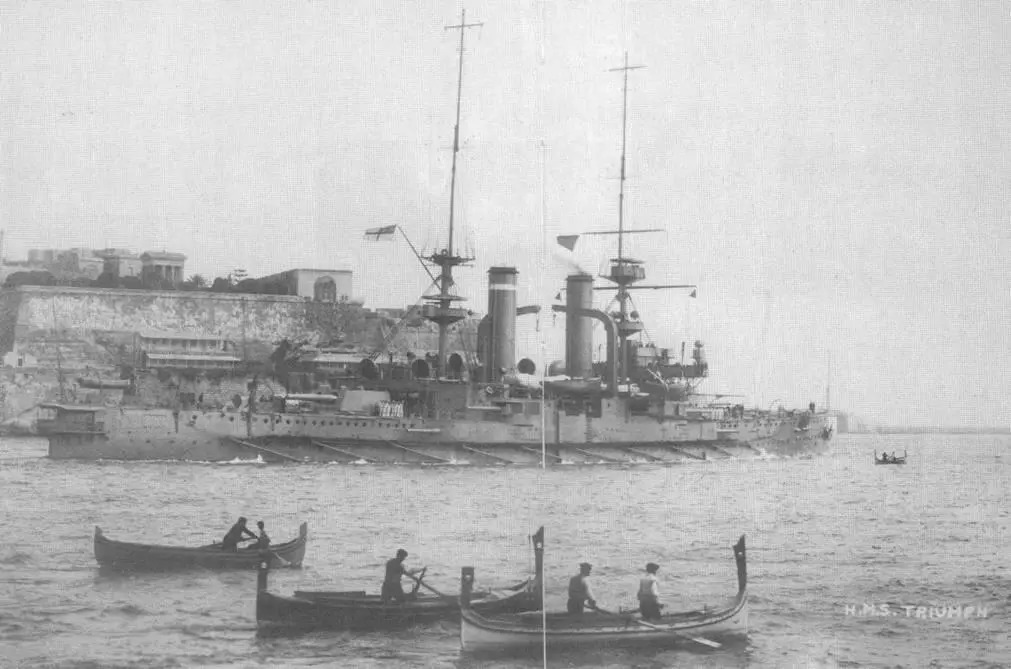 Трайомф в апреле 1910 г внизу и в июне 1909 г вверху на Мальте - фото 110