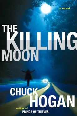 Chuck Hogan The Killing Moon: A Novel обложка книги