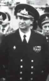 Контрадмирал Калинин Алексей Михайлович 19731975 Вицеадмирал Зуб Виталий - фото 4