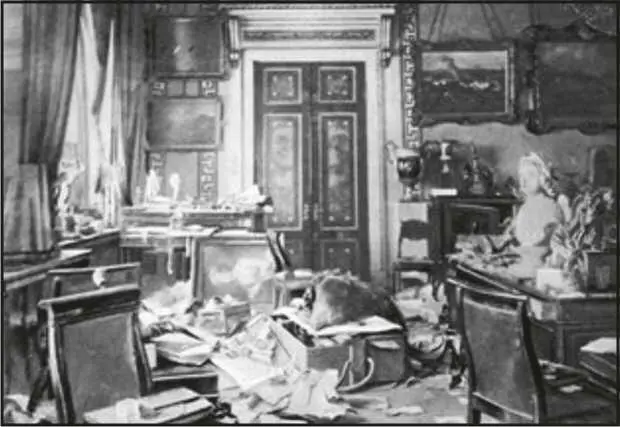 Зимний дворец после штурма Фотография 1917 год Командный состав женского - фото 43