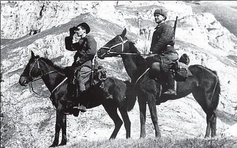 Оборона Кавказа 1942 г В аэропорту Берия высказал недовольство встречающим - фото 200
