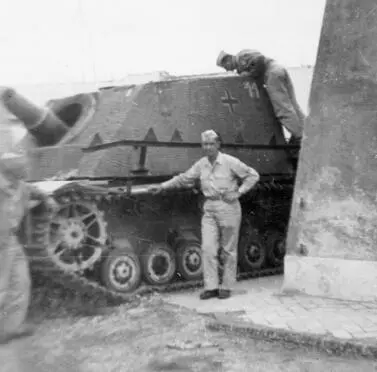 German mysterytank Villeforte November 1944 I looked at my watch Time to - фото 37